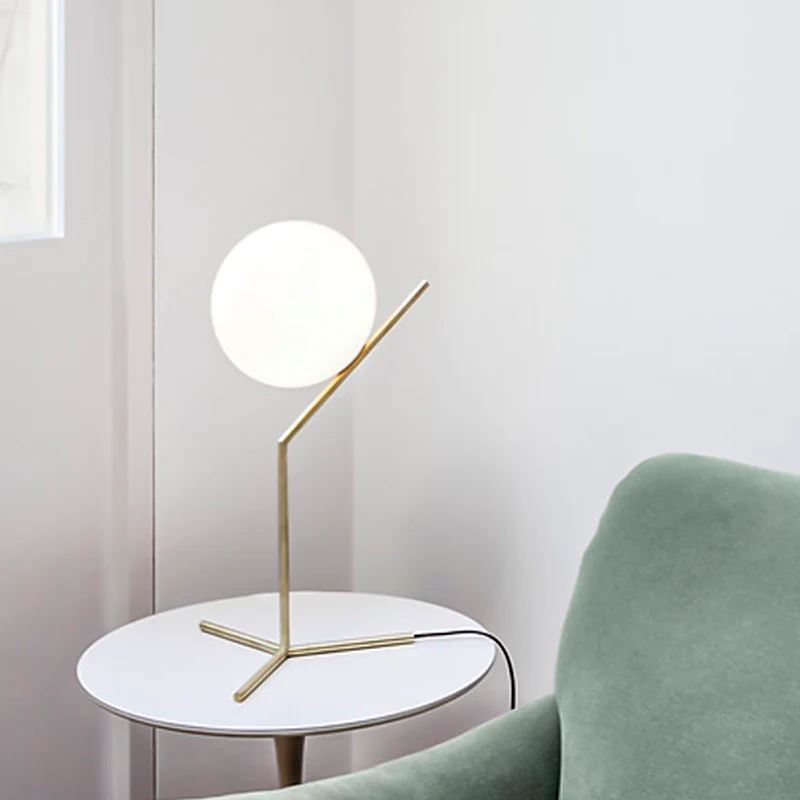 Moon table lamp - Image 3