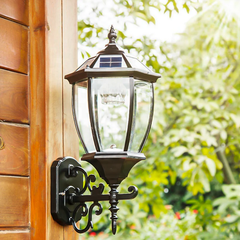 Vintage Classico Solar Wall Lamp - Image 2