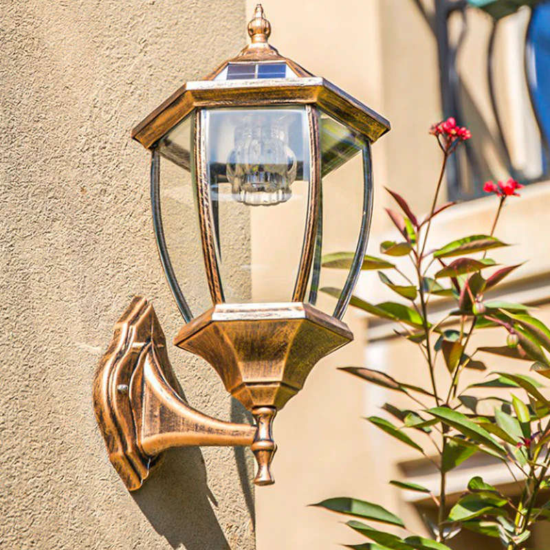 Vintage Classico Solar Wall Lamp