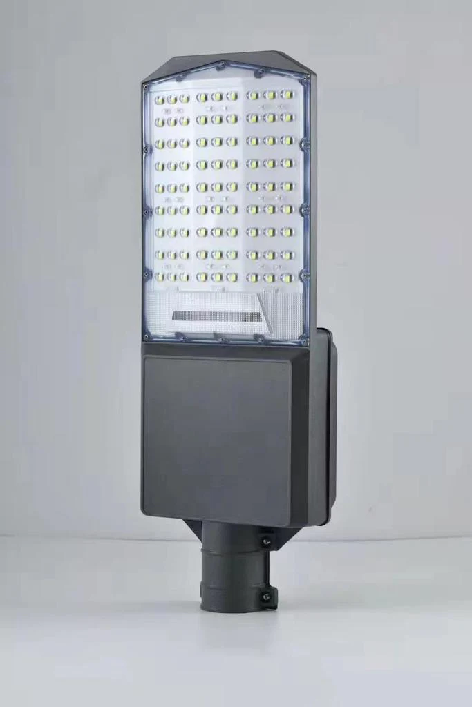 Split Panel Solar Street Light 100w - Image 3