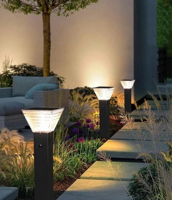 Square Shape Solar Bollard Light 10w - Image 3