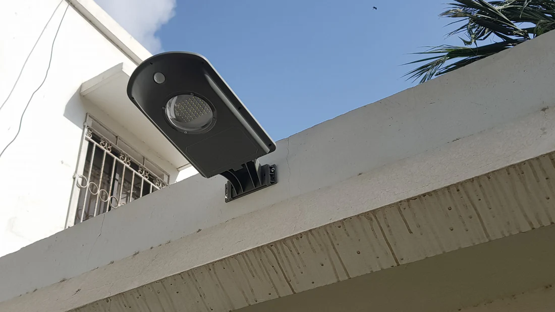 Solar Wall Light 30W - Image 7