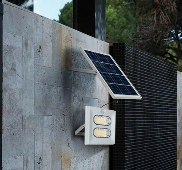 Solar Flood Light 100W - Image 8
